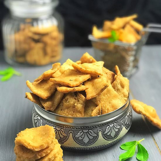 Methi Namak Para - Recipe photo by tanusrecipes