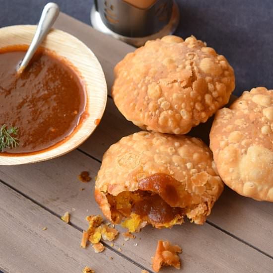 Besan Ki Kachori - Recipe photo by Savory Bites