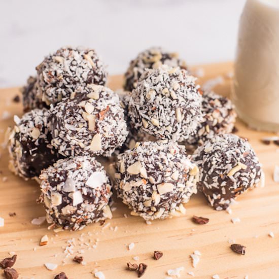 Raw Chocolate Covered Almond Donuts - Recipe photo by Solluna333