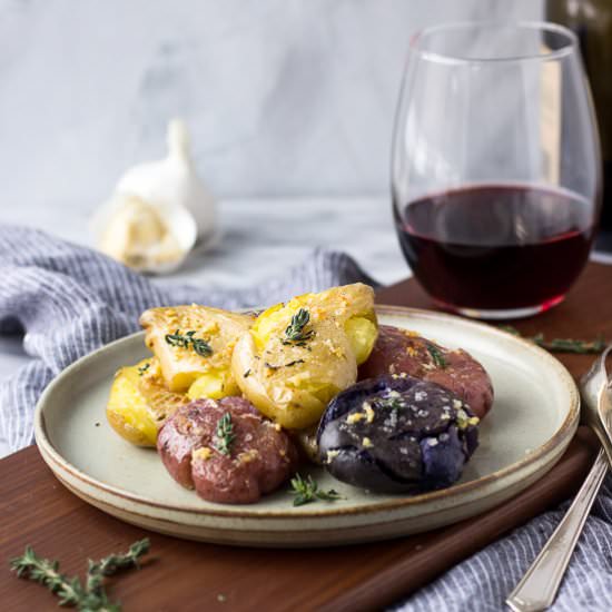 Crispy Garlic Fingerling Potatoes - Recipe photo by Fork in the Kitchen