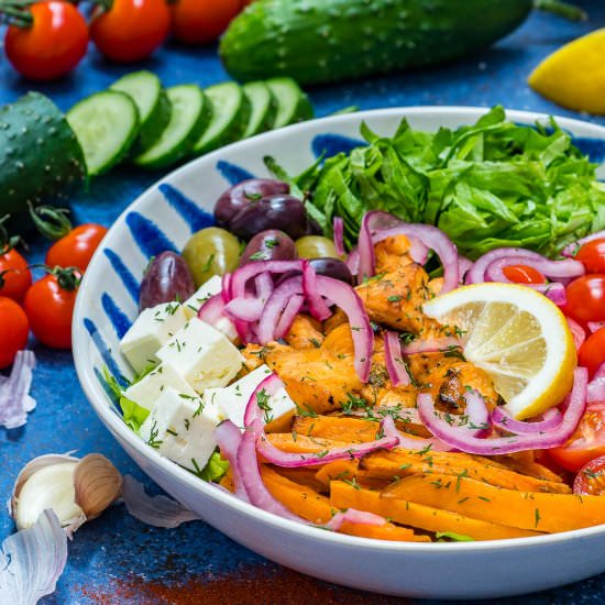 Healthy Greek Chicken Bowls - Recipe photo by Blondelish.com