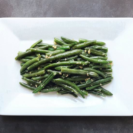 Low FODMAP Green Beans - Recipe photo by The FODMAP Formula