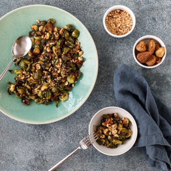 roasted brussels sprouts with bacon - Recipe photo by tasty seasons