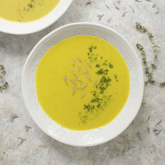 Sunshine Cauliflower Fennel Soup - Recipe photo by craveveggies