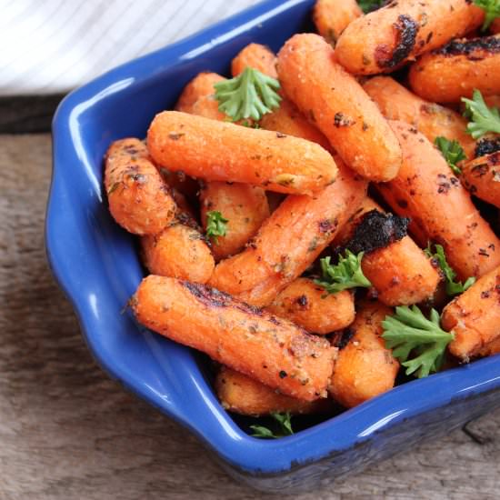 Oven Roasted Carrots - Recipe photo by thespeedyspatula