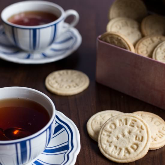 Vanilla butter biscuits - Recipe photo by electricbluefood