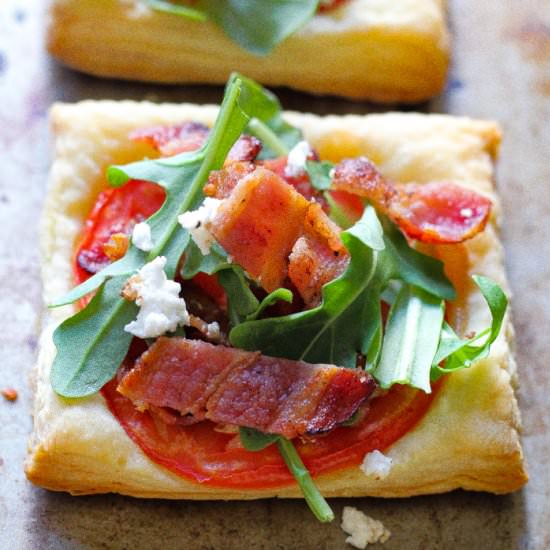 BLT tarts with goat cheese - Recipe photo by Berrymaple