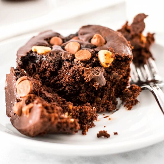 Fudgy Flourless PB Brownies - Recipe photo by LancFoodieGirl