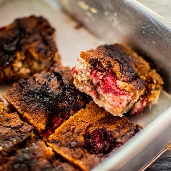 Eggless Strawberry Oatmeal Bars - Recipe photo by Debjanir Rannaghar
