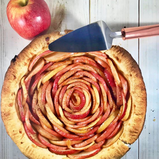"Flower" Apple Pie - Recipe photo by A Wholesome New World