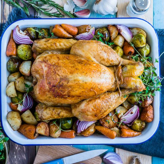 Whole Roasted Chicken And Veggies - Recipe photo by Blondelish.com