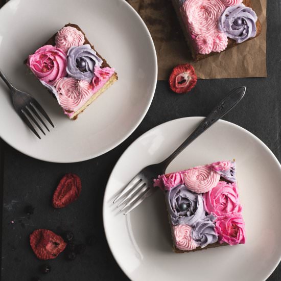 Floral Vanilla Sheet Cake - Recipe photo by thecupcakechronicles