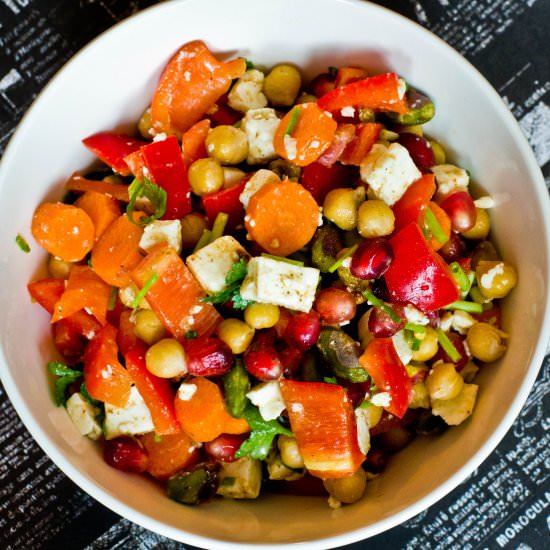 Chickpeas and carrot salad - Recipe photo by Uit de pan van San