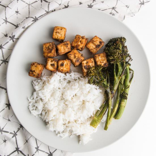 Spicy Chipotle Tofu - Recipe photo by Greciaparra
