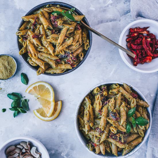 VEGAN CASHEW PESTO CHICKPEA PASTA - Recipe photo by nattwrobel