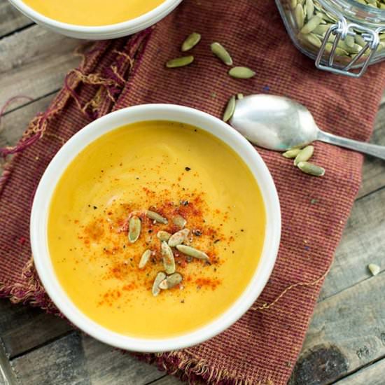 Instant Pot Butternut Squash Soup - Recipe photo by Kiwi and Carrot
