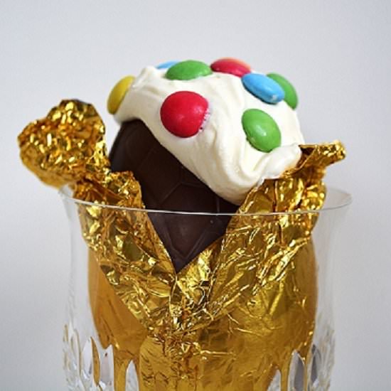 Nutella Mousse Filled Easter Egg - Recipe photo by lightscamerabake