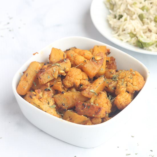 Aloo Gobi - Recipe photo by Traditionallymodernfood