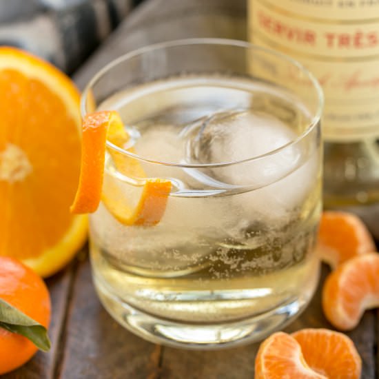 Lillet French Aperitif - Recipe photo by thatskinnychickcanbake