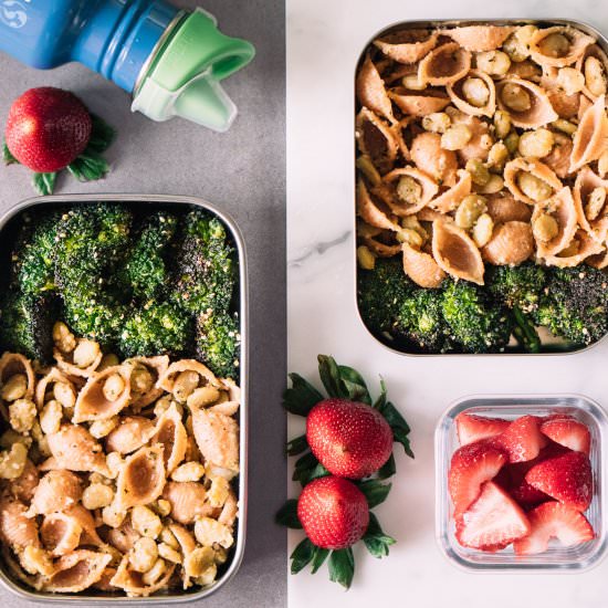 Simple Vegan Pasta - Recipe photo by whiteblankspace