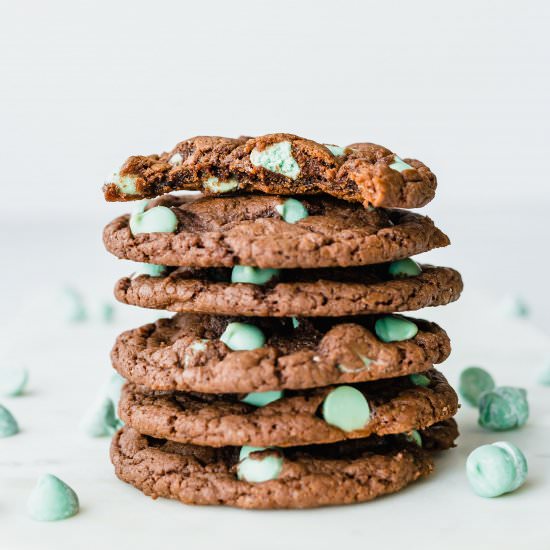 Mint Chip Cake Box Cookies - Recipe photo by Salt and Baker