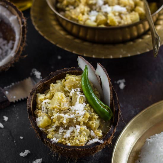 Narkel Lau - Recipe photo by Experiences Of A Gastronomad