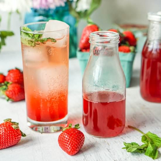Strawberry Mint Shrub Drink - Recipe photo by MyLifeCookbook