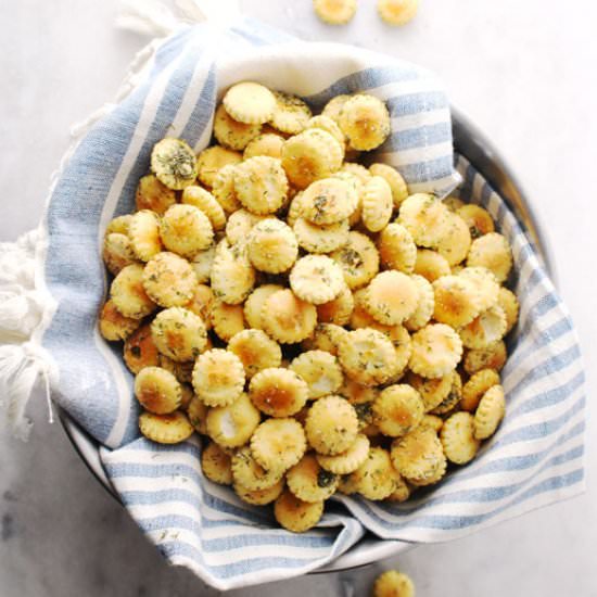 Ranch Seasoned Oyster Crackers - Recipe photo by AimeeMarsLiving