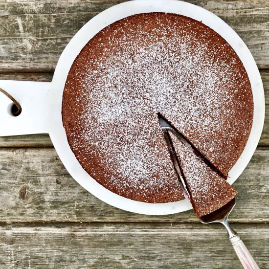 Flourless Chocolate-Almond Cake - Recipe photo by simmerandsauce