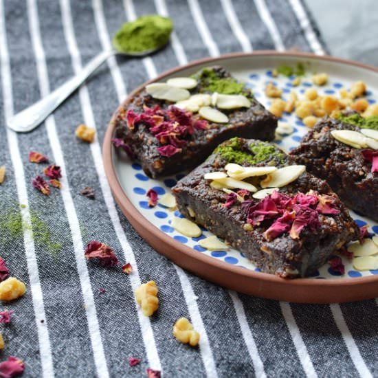 Raw Vegan Brownies - Recipe photo by TopFoodFacts