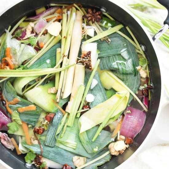 Homemade Vegetable Stock - Recipe photo by The Greedy Belly