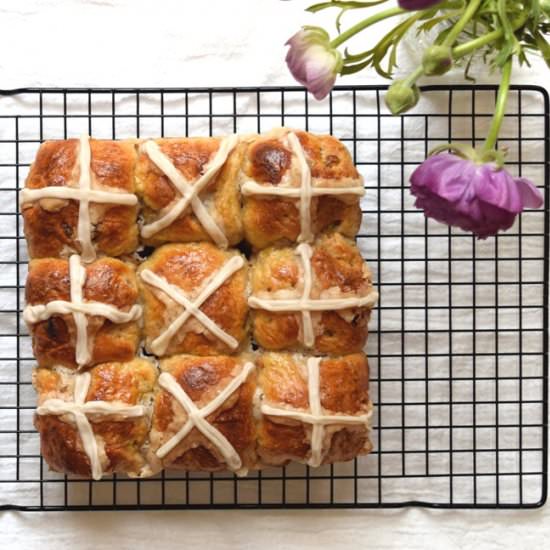 Hot Cross Buns - Recipe photo by The Hungry Genealogist