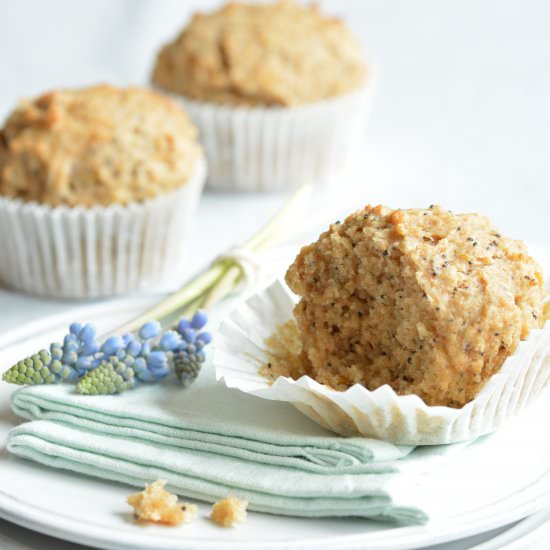 vegan lemon and poppyseed muffins - Recipe photo by berriesandlime