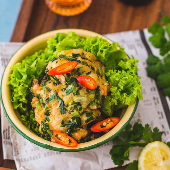 Prawn fritters - Recipe photo by cookingwithlei
