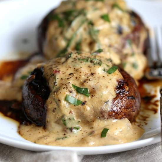 Portobellos with garlic sauce - Recipe photo by richa