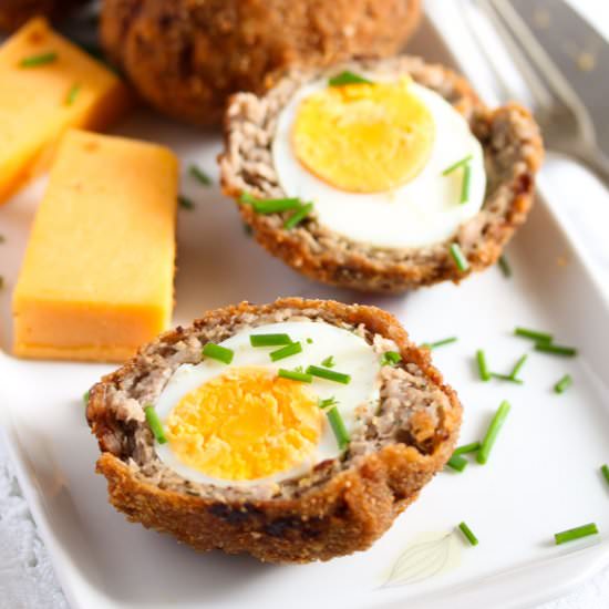 Classic Scotch Eggs - Recipe photo by adinutza