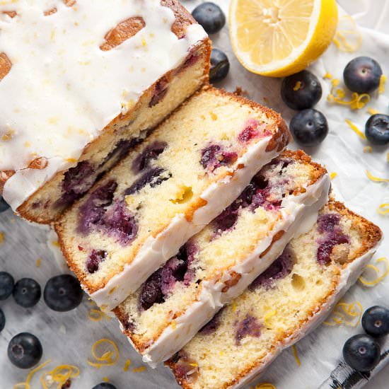 Blueberry Lemon Pound Cake - Recipe photo by Foodtasia