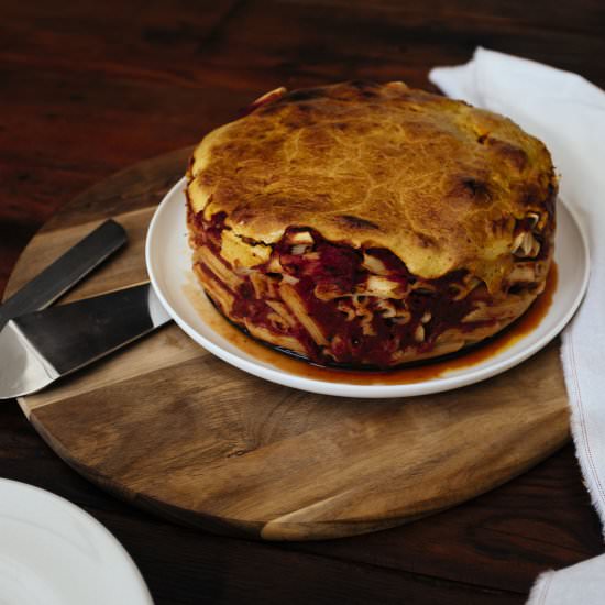 GF vegan pasta bake cake - Recipe photo by Kalemaryblog