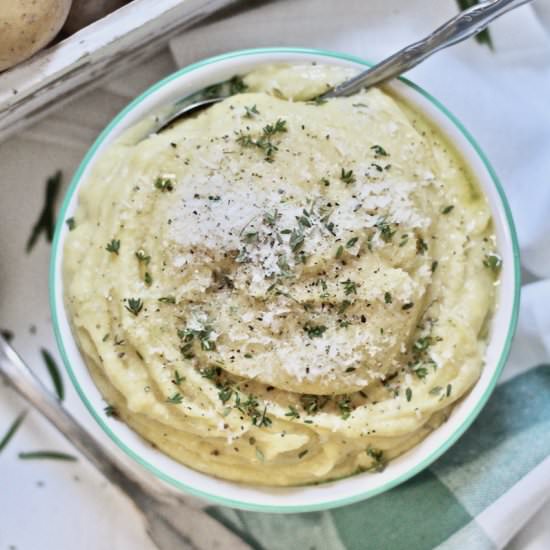 Mashed Cauliflower Potatoes - Recipe photo by Lemon Thymes