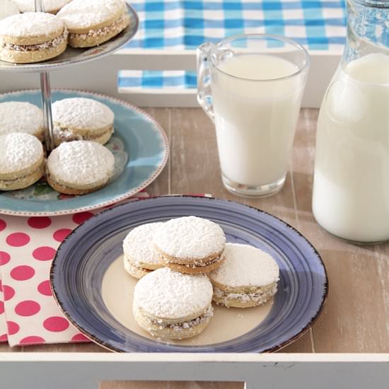 Argentinian Alfajores - Recipe photo by culinaryflavors