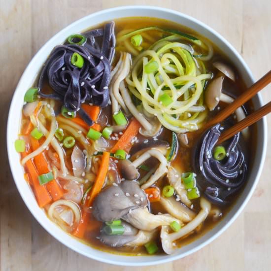 Easy Veggie Ramen - Recipe photo by The Colorful Kitchen