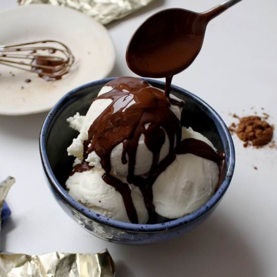 Chocolate Shell Ice Cream Topping - Recipe photo by CraftandProcess