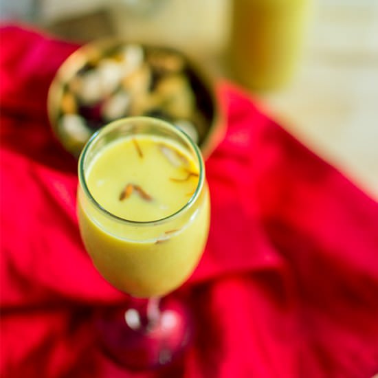 Thandai - Recipe photo by Debjanir Rannaghar