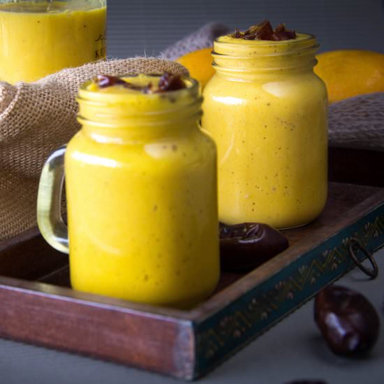 Date and Mango Smoothie - Recipe photo by anindya0909