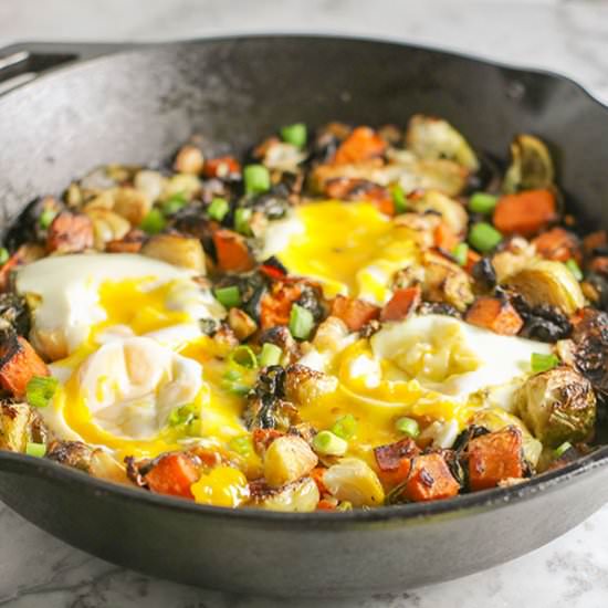 Healthy One Skillet Breakfast Hash - Recipe photo by NOMasteKitchen