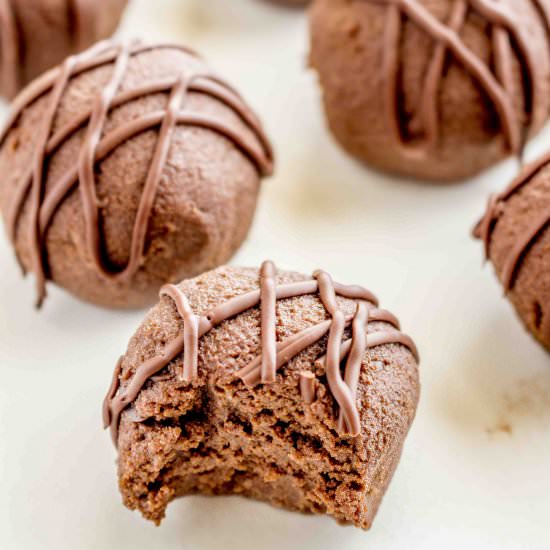 Chocolate Brownie Protein Balls - Recipe photo by LifeAfterWheat