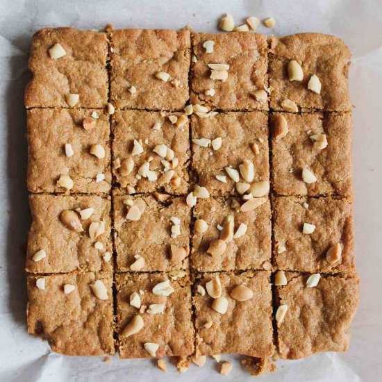 Peanut Butter Blondies - Recipe photo by katiebirdbakes