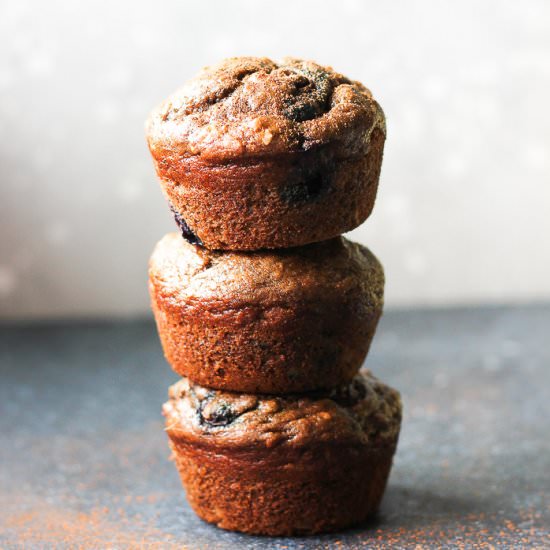 Banana chocolate muffins with blueberries - Recipe photo by Berrymaple