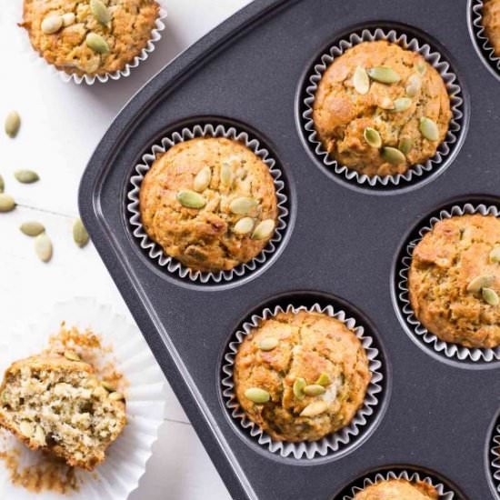 Healthy banana oatmeal muffins - Recipe photo by veggiebalance