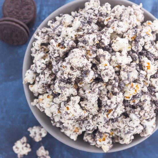 Cookies and Cream Popcorn - Recipe photo by pumpkinnspice